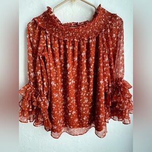 CeCe Rust Floral Blouse with Ruffle Sleeves M